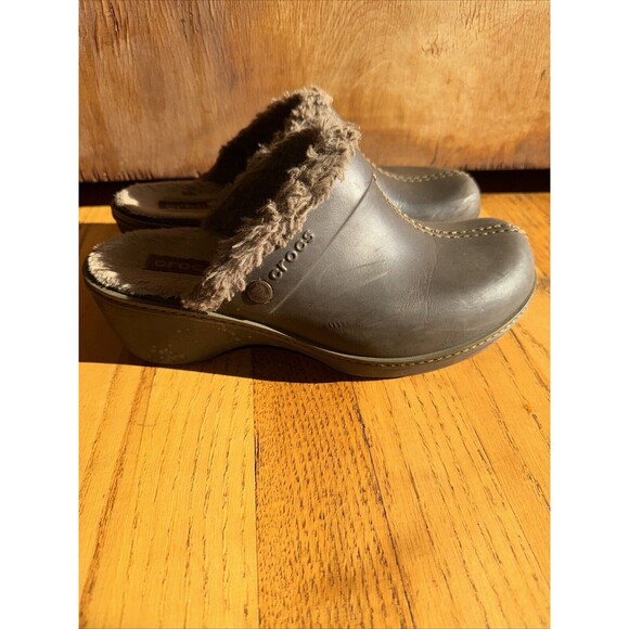 Crocs Cobblers Womens Faux Fur Lined Platform Clogs Size 9 Brown Rubber Casual - Picture 3 of 7